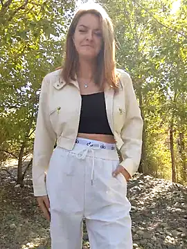 Snapshot of YOOUR_EVAA chatting on September 14, 2025, 6:01 am YOOUR EVAA online show from September 14, 2025, 6:01 am