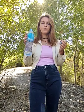 Snapshot of YOOUR_EVAA chatting on September 15, 2025, 4:56 am YOOUR EVAA online show from September 15, 2025, 4:56 am