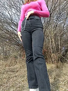 Snapshot of YOOUR_EVAA chatting on October 24, 2025, 8:55 am YOOUR EVAA online show from October 24, 2025, 8:55 am