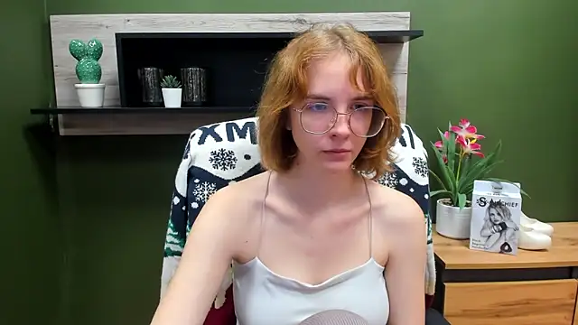 Snapshot of juicyPenny chatting on September 30, 2025, 6:29 am juicyPenny online show from September 30, 2025, 6:29 am