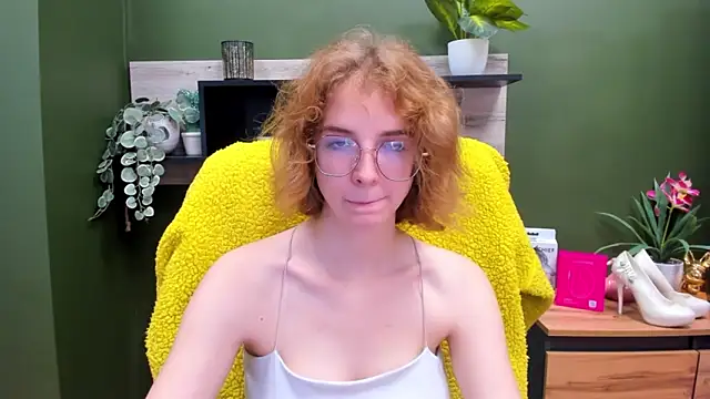 Snapshot of juicyPenny chatting on October 22, 2025, 6:24 am juicyPenny online show from October 22, 2025, 6:24 am