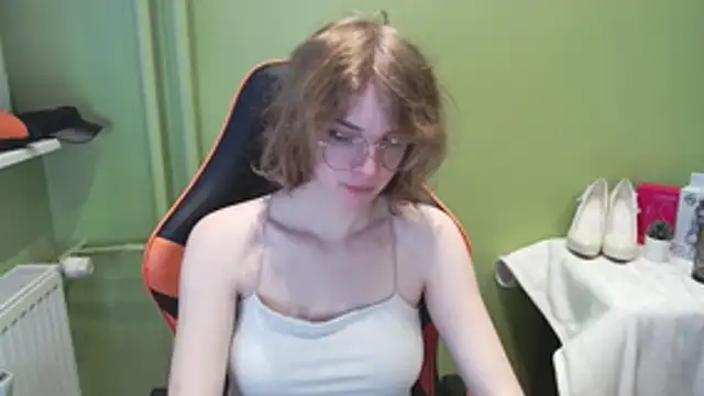 Snapshot of juicyPenny chatting on November 24, 2025, 7:30 am juicyPenny online show from November 24, 2025, 7:30 am