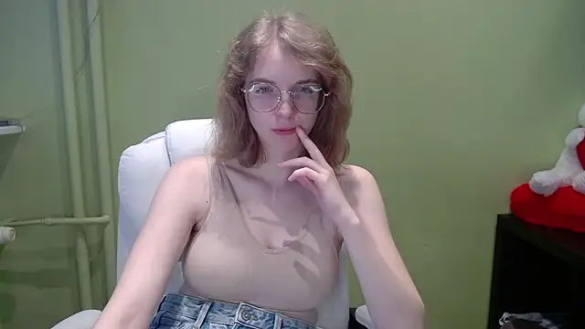 Snapshot of juicyPenny chatting on February 12, 2026, 7:25 am juicyPenny online show from February 12, 2026, 7:25 am