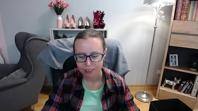 sweetxLizzy online show from September 30, 2025, 4:28 am