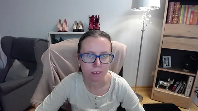 sweetxLizzy online show from October 13, 2025, 4:45 am