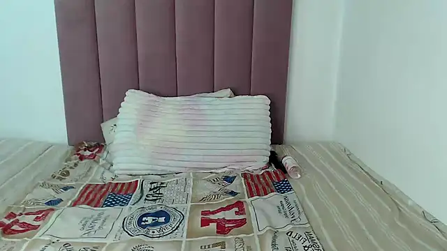 Snapshot of Abby_108 chatting on October 2, 2025, 6:59 pm Abby 108 online show from October 2, 2025, 6:59 pm