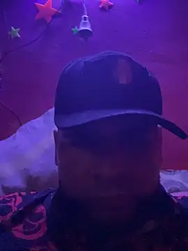 Snapshot of RandalHot chatting on October 19, 2025, 1:01 pm RandalHot online show from October 19, 2025, 1:01 pm