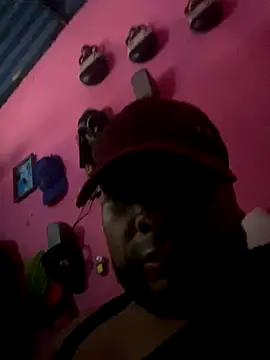 Snapshot of RandalHot chatting on October 24, 2025, 8:49 pm RandalHot online show from October 24, 2025, 8:49 pm