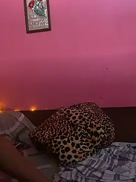 Snapshot of RandalHot chatting on October 26, 2025, 8:59 pm RandalHot online show from October 26, 2025, 8:59 pm