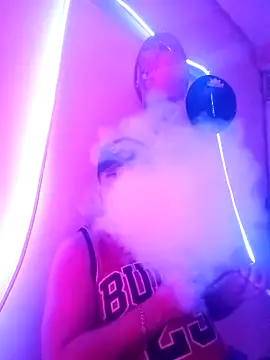 Snapshot of RandalHot chatting on November 28, 2025, 1:03 pm RandalHot online show from November 28, 2025, 1:03 pm