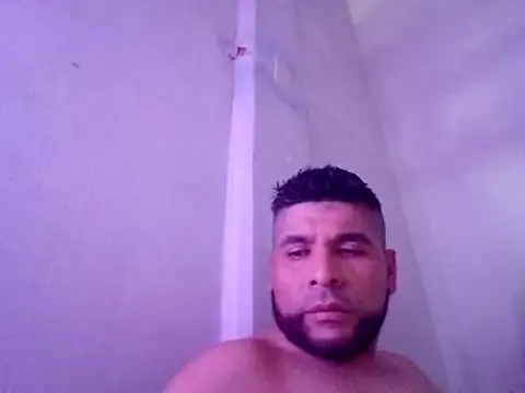 Snapshot of RandalHot chatting on July 9, 2026, 2:21 pm RandalHot online show from July 9, 2026, 2:21 pm