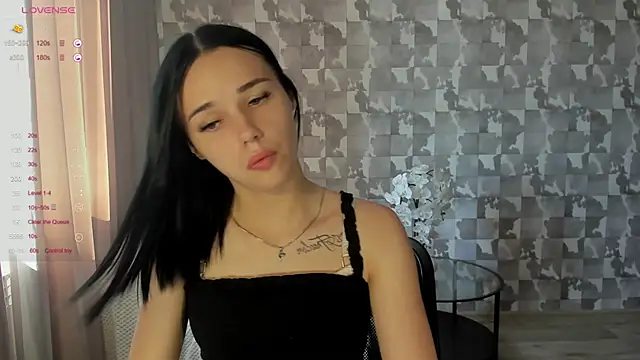 Snapshot of Kseni_a chatting on September 23, 2025, 10:07 am Kseni a online show from September 23, 2025, 10:07 am