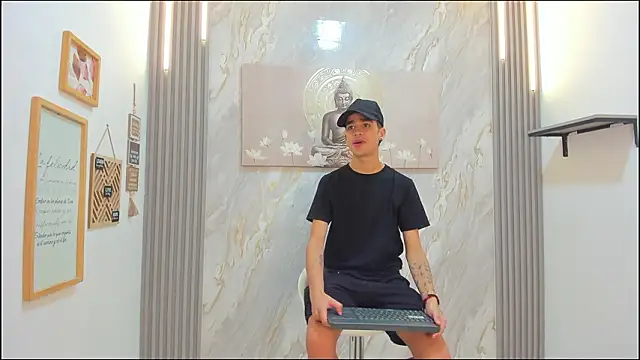 TWINKS BOYS1 online show from January 15, 2026, 7:39 pm