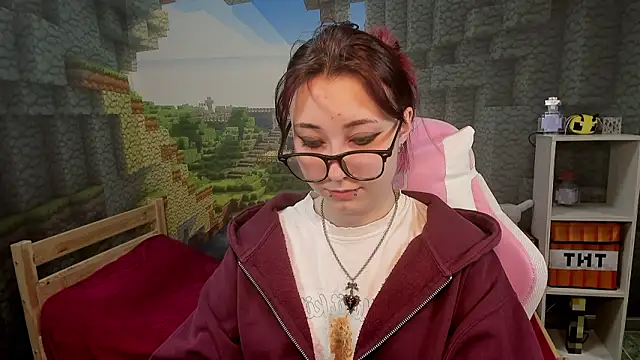 ClaraParks online show from February 15, 2026, 7:21 pm