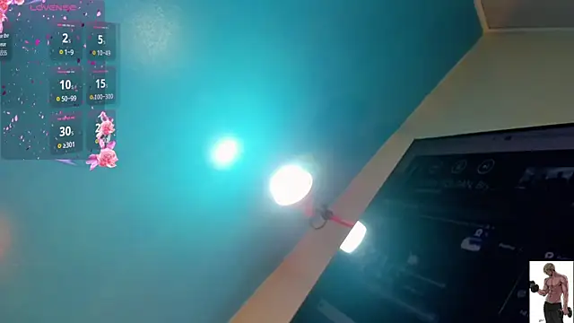 Dahlia Moss online show from September 30, 2025, 3:22 am