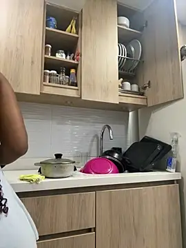  Zahara  online show from November 8, 2025, 11:14 pm