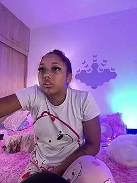  Zahara  online show from April 19, 2026, 12:00 am