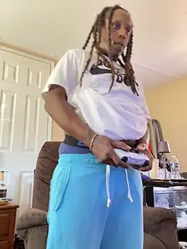 Snapshot of BigWayneDC chatting on April 15, 2026, 7:58 pm BigWayneDC online show from April 15, 2026, 7:58 pm