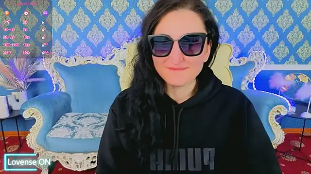 MissRossi online show from February 9, 2026, 1:48 pm