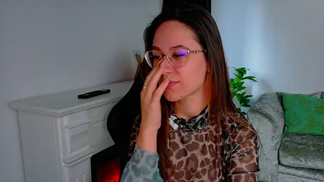 EvaBllake online show from February 10, 2026, 6:17 am