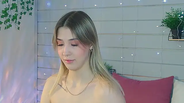 Snapshot of Bella_svon chatting on March 21, 2026, 7:57 am Bella svon online show from March 21, 2026, 7:57 am