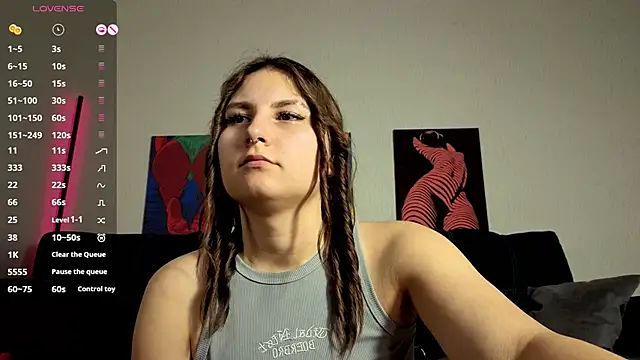 TrixiBell online show from May 20, 2026, 4:40 am