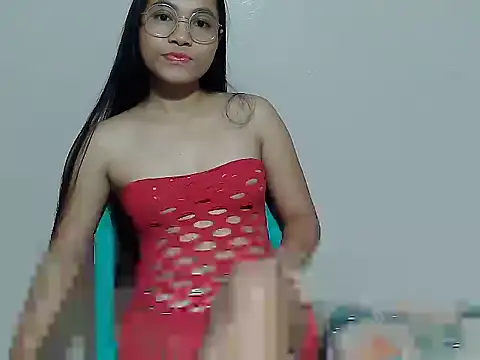 sexypinaybeauty online show from May 11, 2026, 1:39 pm