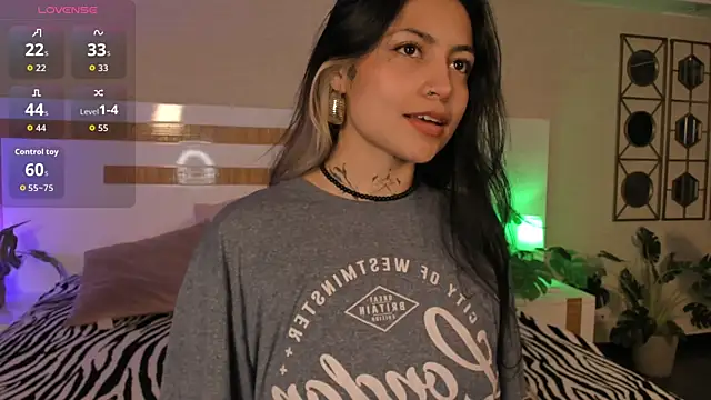 Snapshot of anne_dh chatting on September 28, 2025, 7:25 am anne dh online show from September 28, 2025, 7:25 am