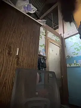 NinaChu online show from November 8, 2025, 6:46 am