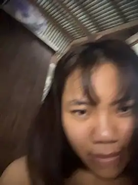 NinaChu online show from November 9, 2025, 5:50 am