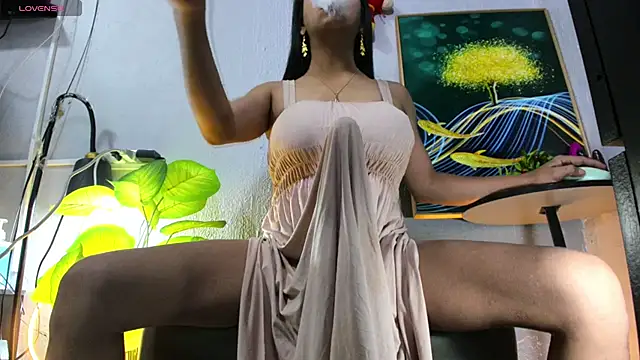 Snapshot of LatinaCOCKSlayer_xx chatting on July 25, 2026, 6:22 am LatinaCOCKSlayer xx online show from July 25, 2026, 6:22 am