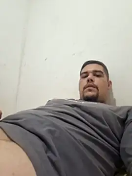 feehzungi0000 online show from February 20, 2026, 2:06 pm