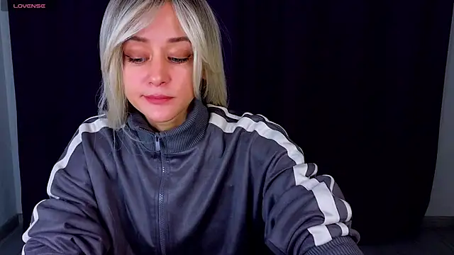 Snapshot of thief_of_hearts chatting on October 3, 2025, 11:46 pm thief of hearts online show from October 3, 2025, 11:46 pm