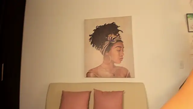 Snapshot of Saraakushh chatting on January 17, 2026, 12:32 pm Saraakushh online show from January 17, 2026, 12:32 pm