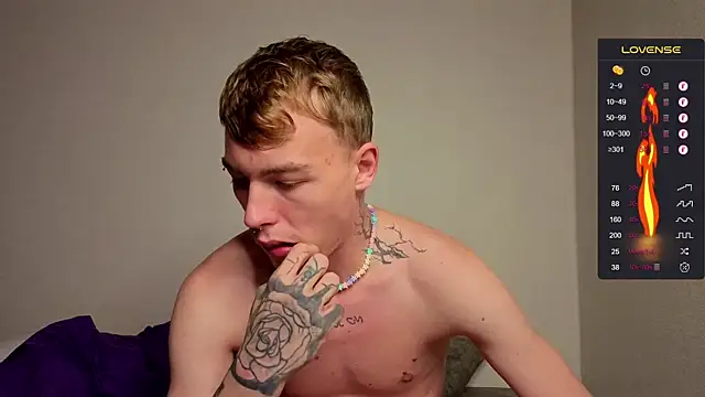 Snapshot of callmealexthx chatting on September 21, 2025, 7:26 pm callmealexthx online show from September 21, 2025, 7:26 pm