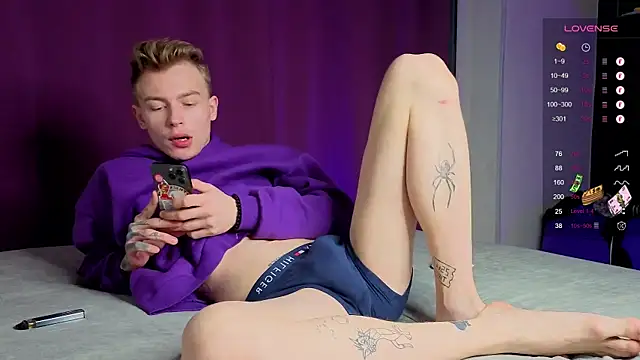 Snapshot of callmealexthx chatting on November 29, 2025, 1:47 pm callmealexthx online show from November 29, 2025, 1:47 pm