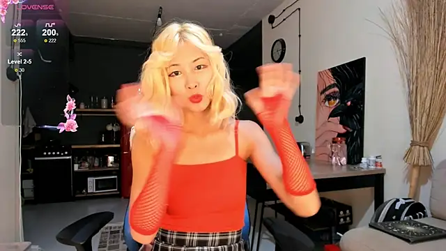 Snapshot of Korean_blink chatting on September 25, 2025, 4:11 pm Korean blink online show from September 25, 2025, 4:11 pm