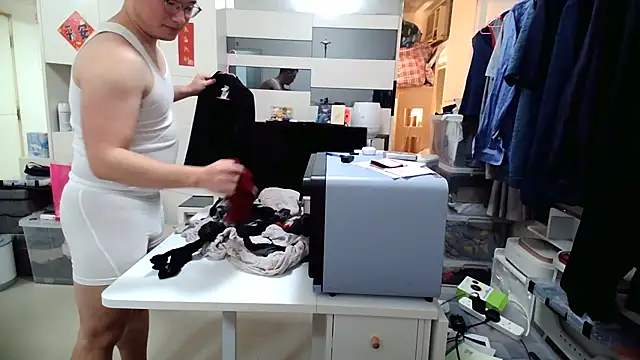 kk1m13 online show from March 1, 2026, 10:39 am