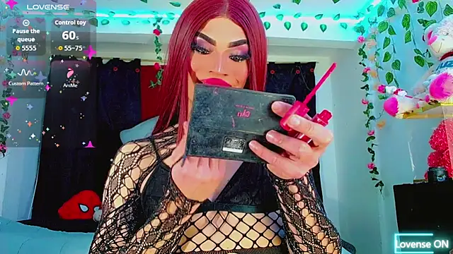 shayna mistress online show from September 17, 2025, 4:47 am