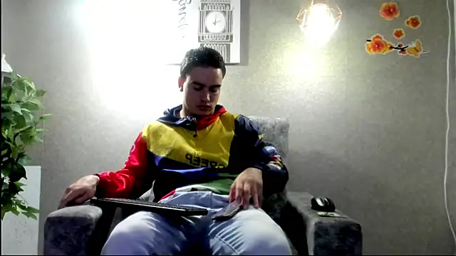 Snapshot of battistaturner chatting on October 19, 2025, 2:34 am battistaturner online show from October 19, 2025, 2:34 am