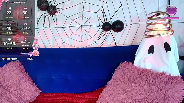 ly lulu online show from October 10, 2025, 7:02 pm