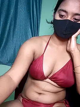 shrutee12 online show from June 1, 2026, 7:48 pm