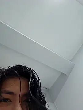 Miss Pompitas23 online show from November 17, 2025, 5:35 am