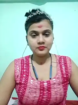 Kavya-Tiwari online show from November 19, 2025, 6:19 pm