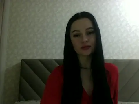 Lulii24 online show from February 4, 2026, 1:11 am