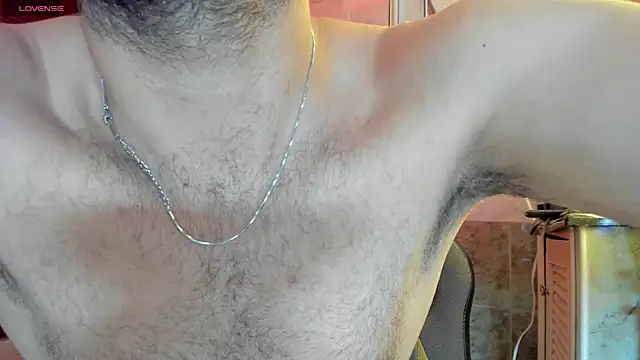 Snapshot of magnus_serket chatting on October 3, 2025, 11:40 am magnus serket online show from October 3, 2025, 11:40 am