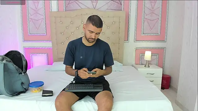 Snapshot of magnus_serket chatting on May 28, 2026, 12:13 pm magnus serket online show from May 28, 2026, 12:13 pm