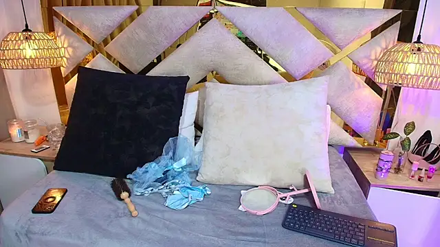 Snapshot of Scarlett_Vegaa chatting on September 24, 2025, 10:40 am Scarlett Vegaa online show from September 24, 2025, 10:40 am