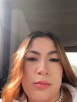 Snapshot of MacarenaRosse chatting on November 6, 2025, 7:59 pm MacarenaRosse online show from November 6, 2025, 7:59 pm