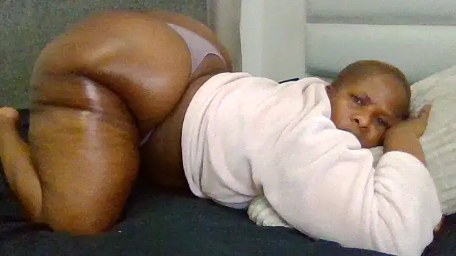 SexyNonnyy online show from October 31, 2025, 2:45 am